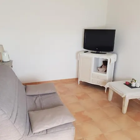 Mas Clement - Et Table D'hotes Bed & Breakfast
