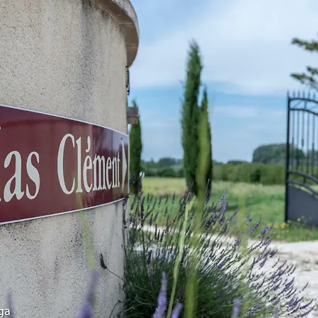 Mas Clement - Et Table D'hotes Bed & Breakfast