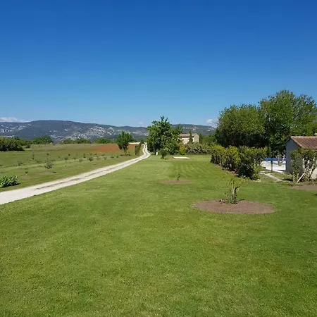 Mas Clement - Et Table D'hotes Bed & Breakfast